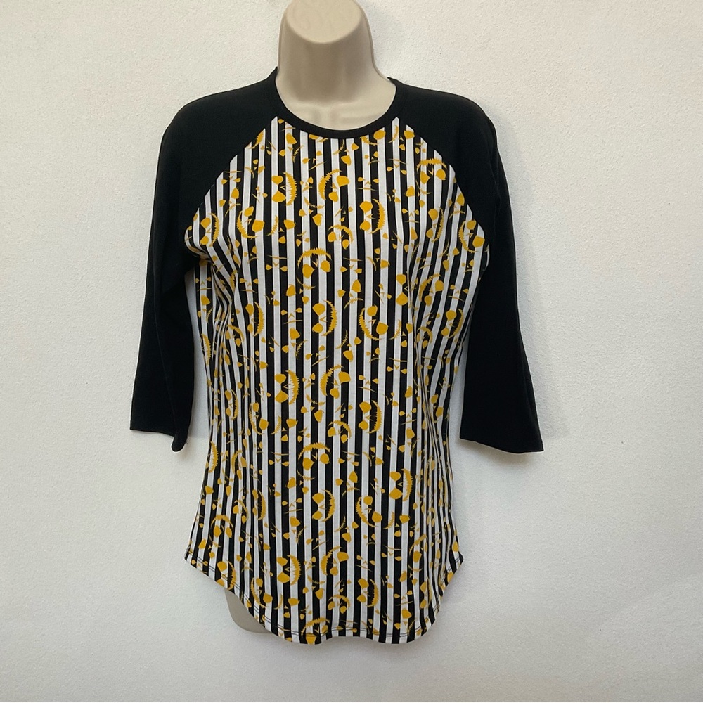LuLaRoe Halloween Jack O Lantern Black, White Stripe Raglan Sleeve Top Size XS